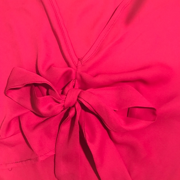 V-neck Crop Top - Picture 3 of 4